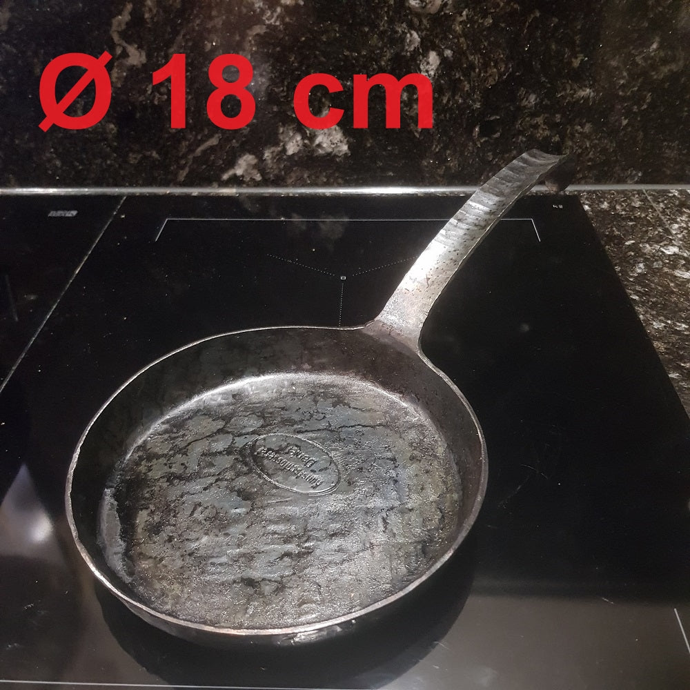 Pfanne Daniel 18 cm handgeschmiedet, Unikat
