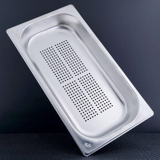 Lungo Behälter gelocht