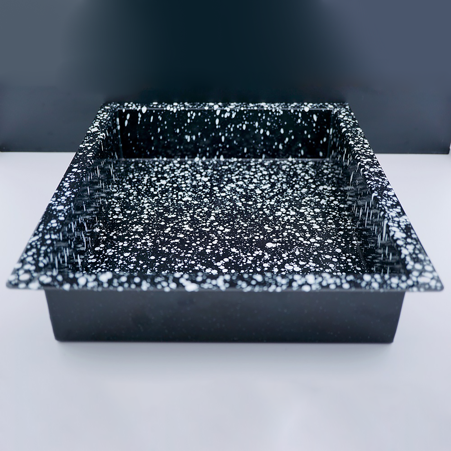 Medio Behälter granitemailliert